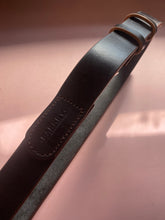 Load image into Gallery viewer, Hidden Buckle Belt / Guitarist Belt / Mechanics Belt