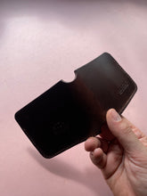Load image into Gallery viewer, Leather wallet