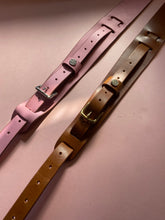 Load image into Gallery viewer, Leather guitar Strap