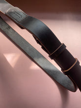 Load image into Gallery viewer, Hidden Buckle Belt / Guitarist Belt / Mechanics Belt