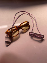 Load image into Gallery viewer, Leather glasses holder