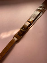Load image into Gallery viewer, Leather guitar Strap