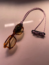 Load image into Gallery viewer, Leather glasses holder